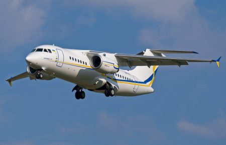 Україна закрила авіапростір для російських компаній