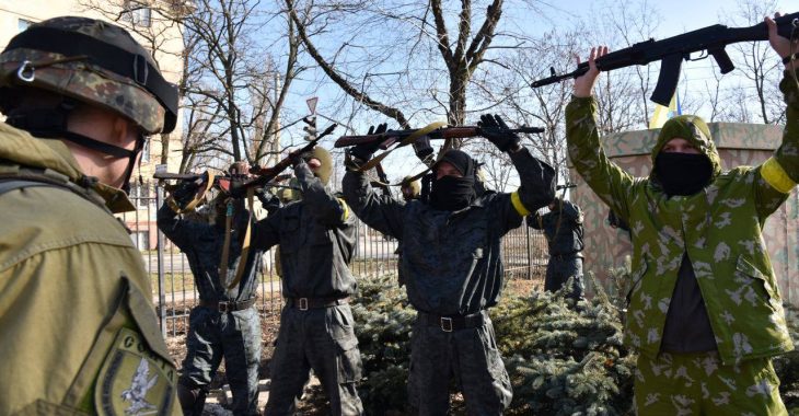 Поліцейські Маріуполя відпрацювали захист при захопленні адмінбудівлі Поліцейські Маріуполя відпрацювали захист при захопленні адмінбудівлі