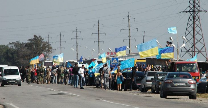 Активісти блокади Криму назвали свої вимоги до влади РФ Активісти блокади Криму назвали свої вимоги до влади РФ