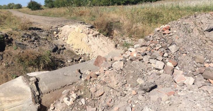Між Красногорівкою та Желанним Донецької області відбудували підірваний бойовиками міст Між Красногорівкою та Желанним Донецької області відбудували підірваний бойовиками міст