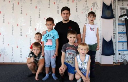 В Киеве детей-переселенцев бесплатно обучат восточным единоборствам