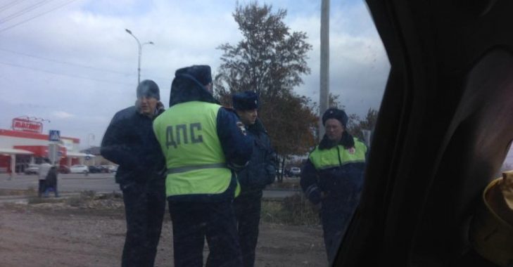 У Росії знову затримали журналістів, котрі висвітлюють процес Савченко У Росії знову затримали журналістів, котрі висвітлюють процес Савченко