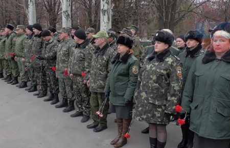 В Донецкой исправительной колонии открыли памятник Беркуту — журналист