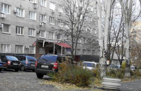 Невідомі обстріляли будівлю міліції в Донецьку
