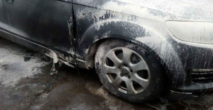 Адвокату підозрюваних у вбивстві Бузини підірвали автівку, — активіст Адвокату підозрюваних у вбивстві Бузини підірвали автівку, — активіст