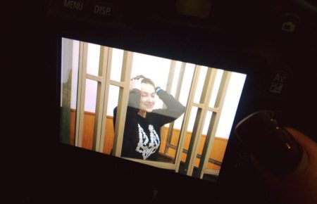 Надія Савченко за 15 хвилин до полону надавала першу допомогу бійцю ЗСУ