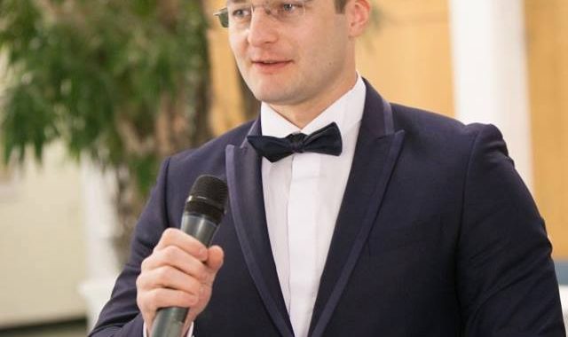 Ведучий телеканалу «Україна» тепер працює в «ДНР» Ведучий телеканалу «Україна» тепер працює в «ДНР»
