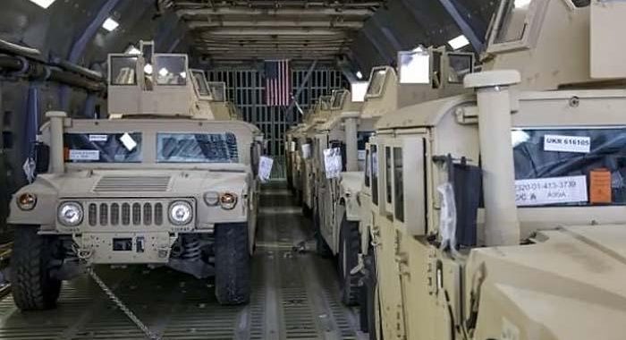 Вашингтон Пост пише про несправність поставлених США Хамерів, ЗСУ спростовує Вашингтон Пост пише про несправність поставлених США Хамерів, ЗСУ спростовує