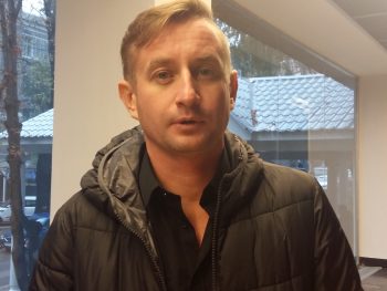 Коли бачиш бійців на Сході, чим вони живуть — це додає сил і надії, — Жадан Коли бачиш бійців на Сході, чим вони живуть — це додає сил і надії, — Жадан