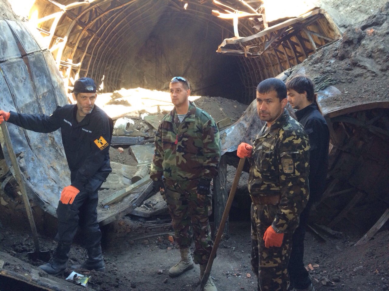 На передовій в Донецькій області розкопали тіло українського військового