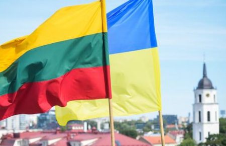 Завтра Україна і Литва підпишуть Меморандум про співпрацю у навчаннях ЗСУ