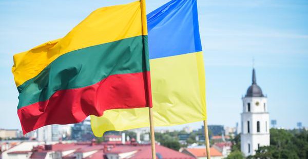 Завтра Україна і Литва підпишуть Меморандум про співпрацю у навчаннях ЗСУ