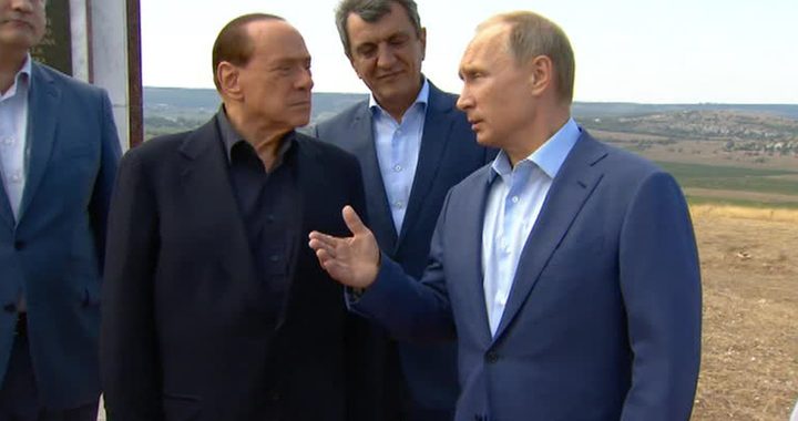 Путин ответил на призыв к присоединению Донбасса к РФ: такие темы на улице не решаются Путин ответил на призыв к присоединению Донбасса к РФ: такие темы на улице не решаются