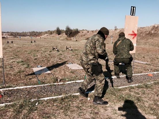 Американські спецпризначенці два тижні навчають українських інструкторів МВС