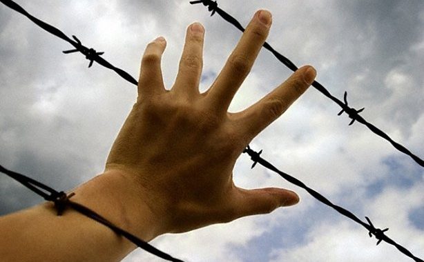 Правозахисники розповіли, куди звертатись постраждалим на Донбасі Правозахисники розповіли, куди звертатись постраждалим на Донбасі