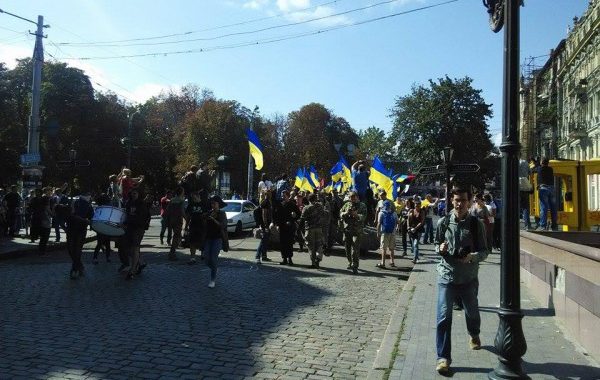 К маршу в поддержку политзаключенных на Соборную площадь подтянули охрану К маршу в поддержку политзаключенных на Соборную площадь подтянули охрану