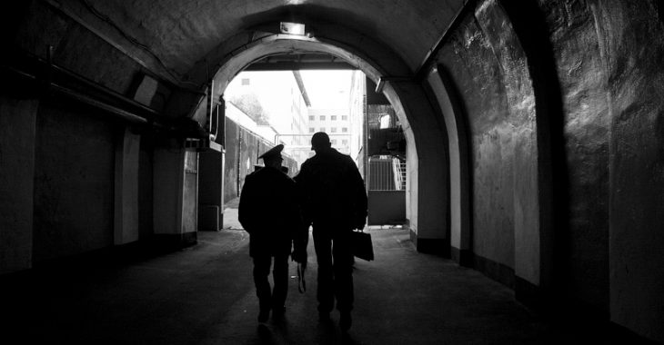 Правозахисника повідомили про масові побиття у дніпропетровському СІЗО Правозахисника повідомили про масові побиття у дніпропетровському СІЗО