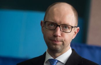 Гройсман-прем'єр буде при Порошенкові, як Азаров при Януковичу, — Кочетков Гройсман-прем'єр буде при Порошенкові, як Азаров при Януковичу, — Кочетков