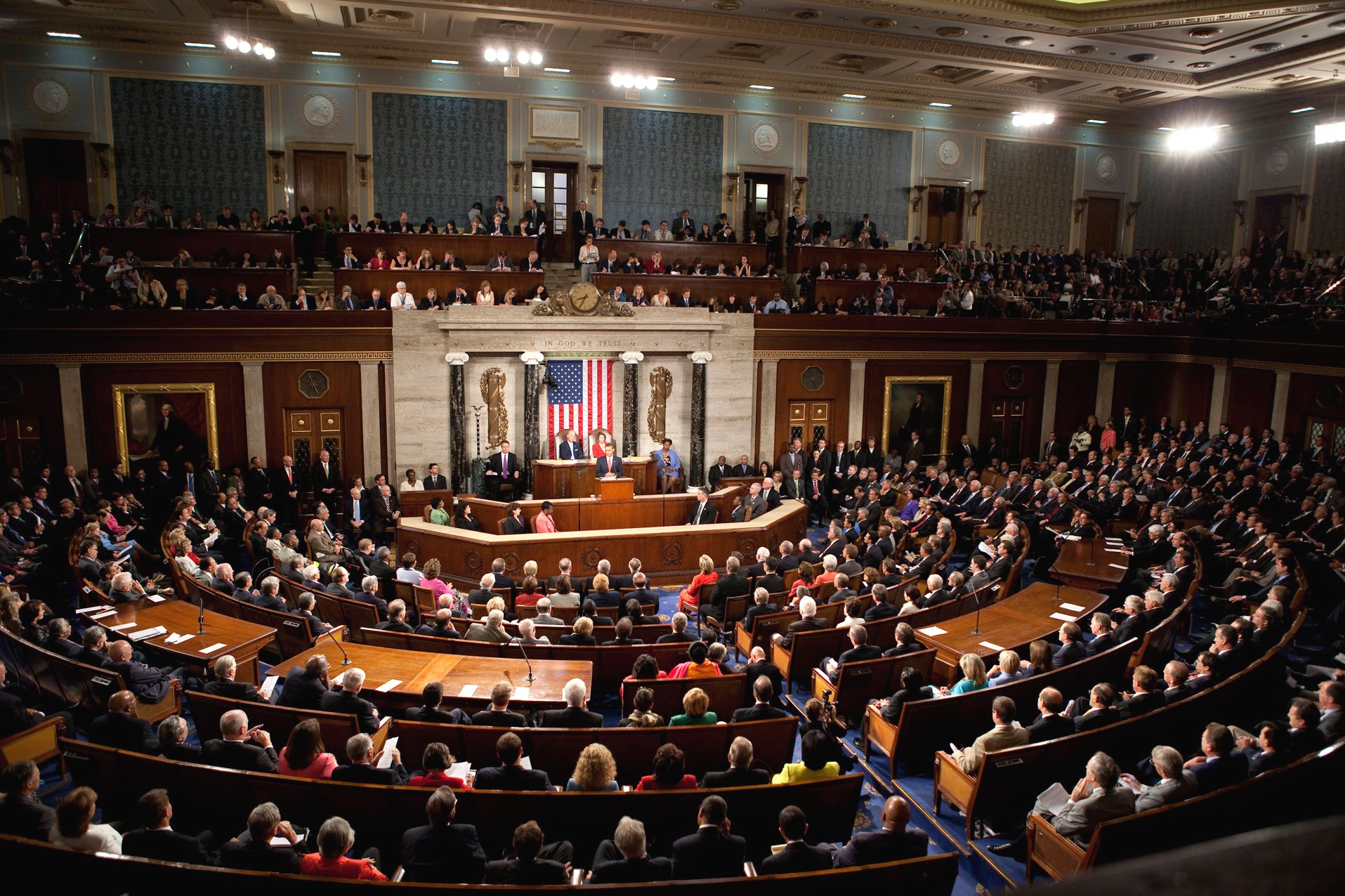 Конгресмени США закликали Обаму прискорити надання допомоги Україні