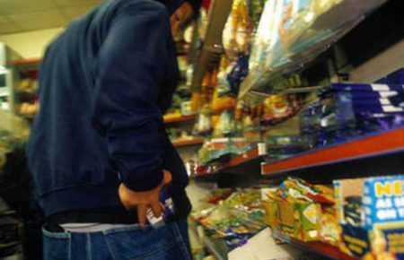 Суд Італії прийняв рішення, що крадіжка їжі через голод не є злочином
