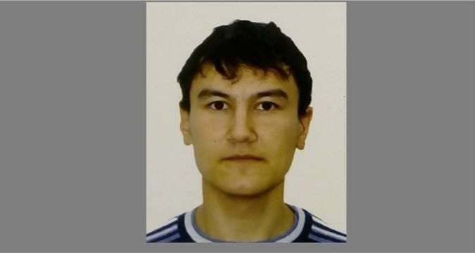 Підозрюваних у підпалі машин в Криму залишили під вартою ще на три місяці Підозрюваних у підпалі машин в Криму залишили під вартою ще на три місяці