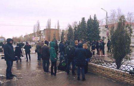 На вирок Савченко приїхав депортований з України прихильник «ДНР» Філліпс