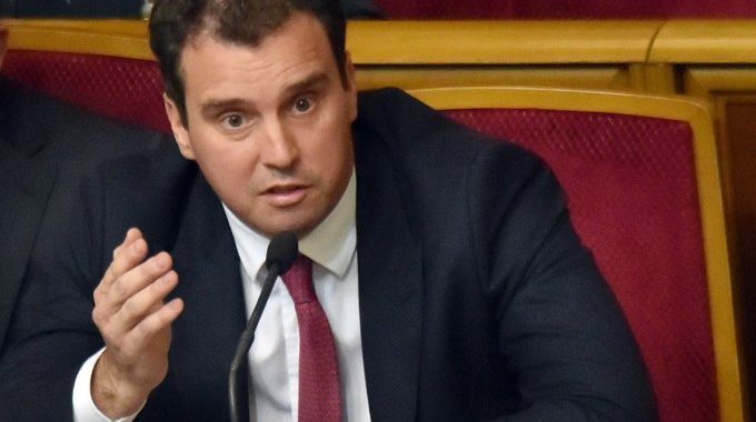 ВР має провести публічні слухання з Абромавічусом і Кононенко — Саакашвілі ВР має провести публічні слухання з Абромавічусом і Кононенко — Саакашвілі