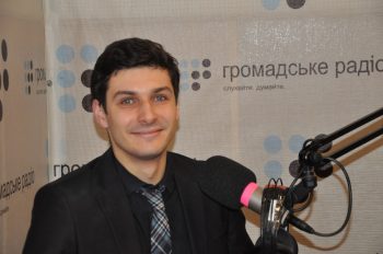 Депутаты-мажоритарщики еще не научились не подкупать избирателей, — эксперт Депутаты-мажоритарщики еще не научились не подкупать избирателей, — эксперт