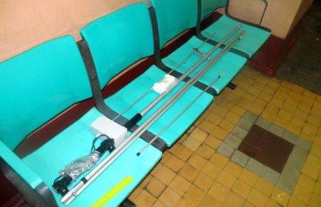 У пасажирки потягу  «Харків-Москва» вилучили обладнання для радіорозвідки