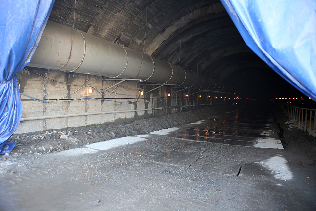 На Закарпатті завершили перший етап будівництва Бескидського тунелю