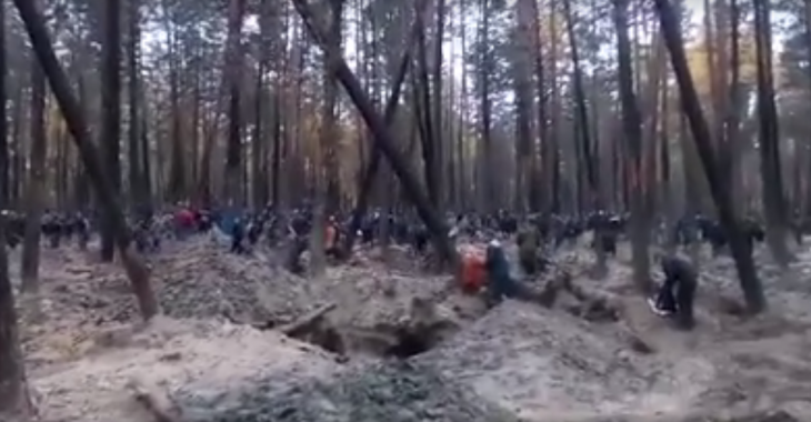 «Копачі — як зомбі», — волонтер виклав відео незаконного видобутку бурштину «Копачі — як зомбі», — волонтер виклав відео незаконного видобутку бурштину