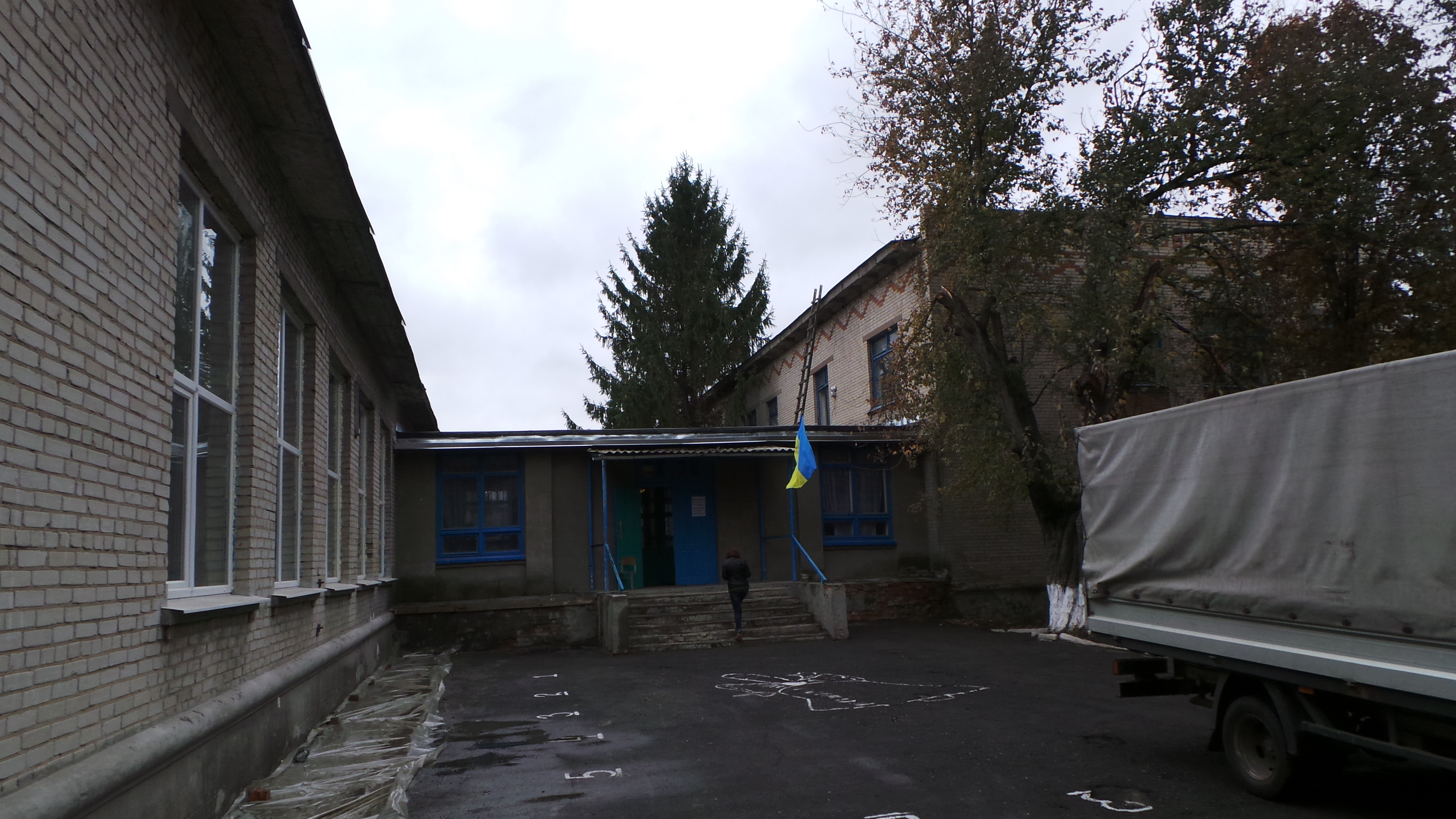 У Слов’янському районі ремонтують школу, де більшість учнів — переселенці