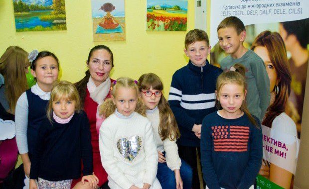 Переселенці в Києві відкрили школу підприємництва для дітей Переселенці в Києві відкрили школу підприємництва для дітей