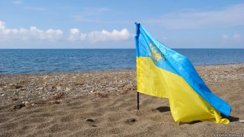 Блокада Криму: кількість заблокованих машин зменшилася Блокада Криму: кількість заблокованих машин зменшилася