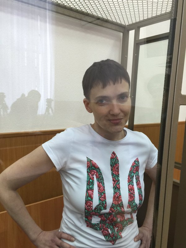 Попри лихоманку Надія Савченко виступає на суді, — адвокат