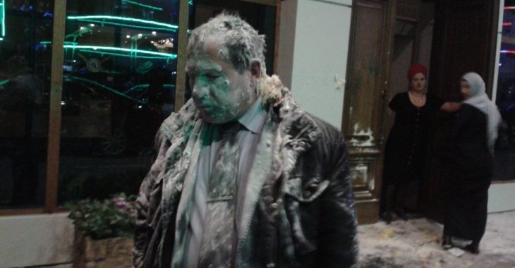 У Грозному напали на голову «Комітету з протидії тортурам» У Грозному напали на голову «Комітету з протидії тортурам»