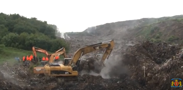 На Львівщині під завалами сміття знайшли тіло ще одного рятувальника , — ДСНС