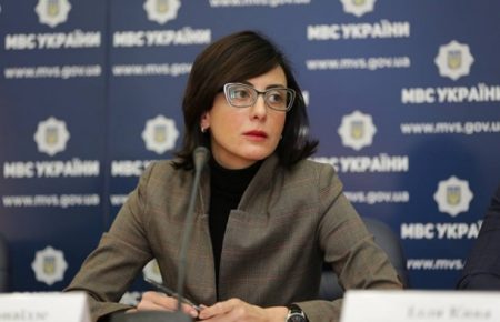 Деканоидзе сообщила, что готовит документы на увольнение Кивы
