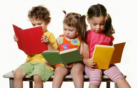 «Міцні словечка» і нелітературна мова у дитячих книжках: що пояснити дітям?