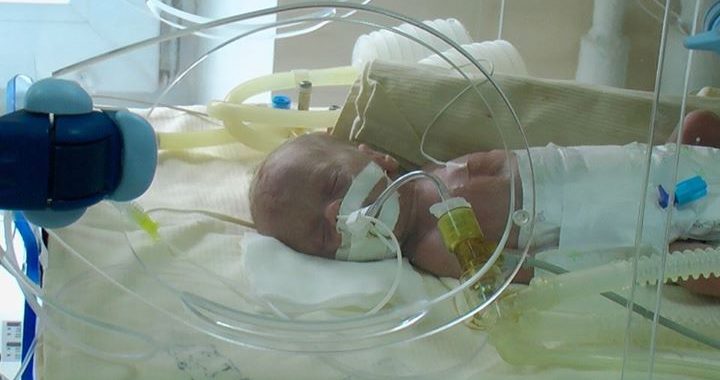 Знайшли матір покинутої на смітнику у Слов'янську дівчинки Знайшли матір покинутої на смітнику у Слов'янську дівчинки
