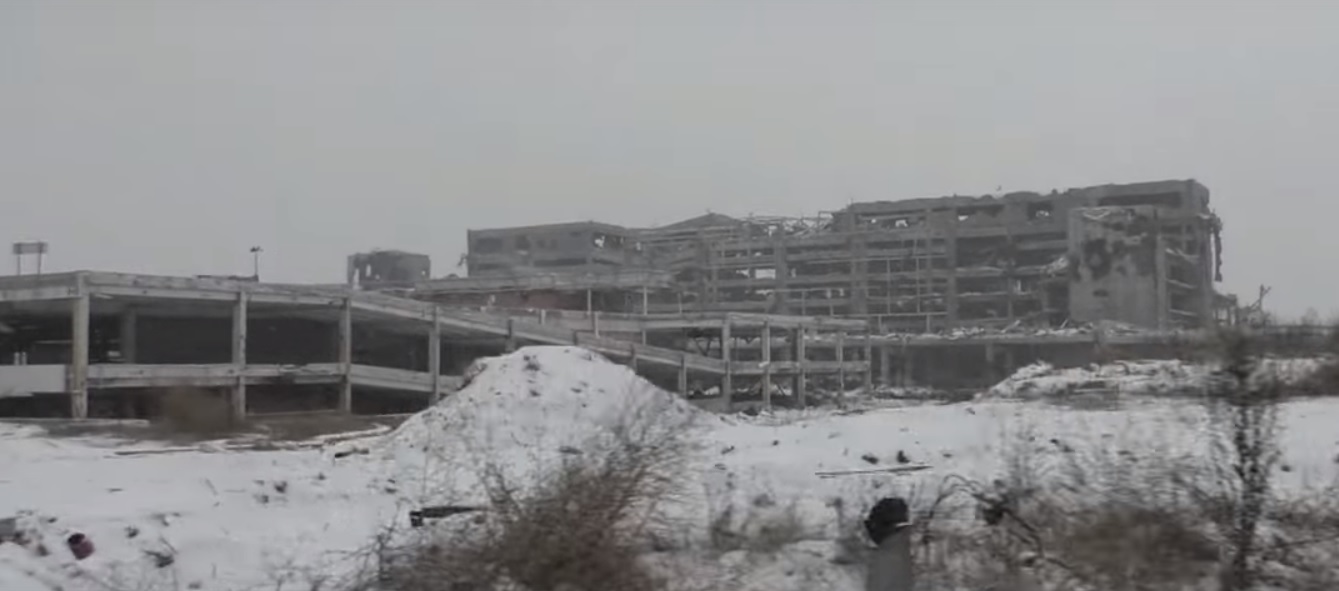 Донецький аеропорт і прилеглі райони: опубліковане свіже відео