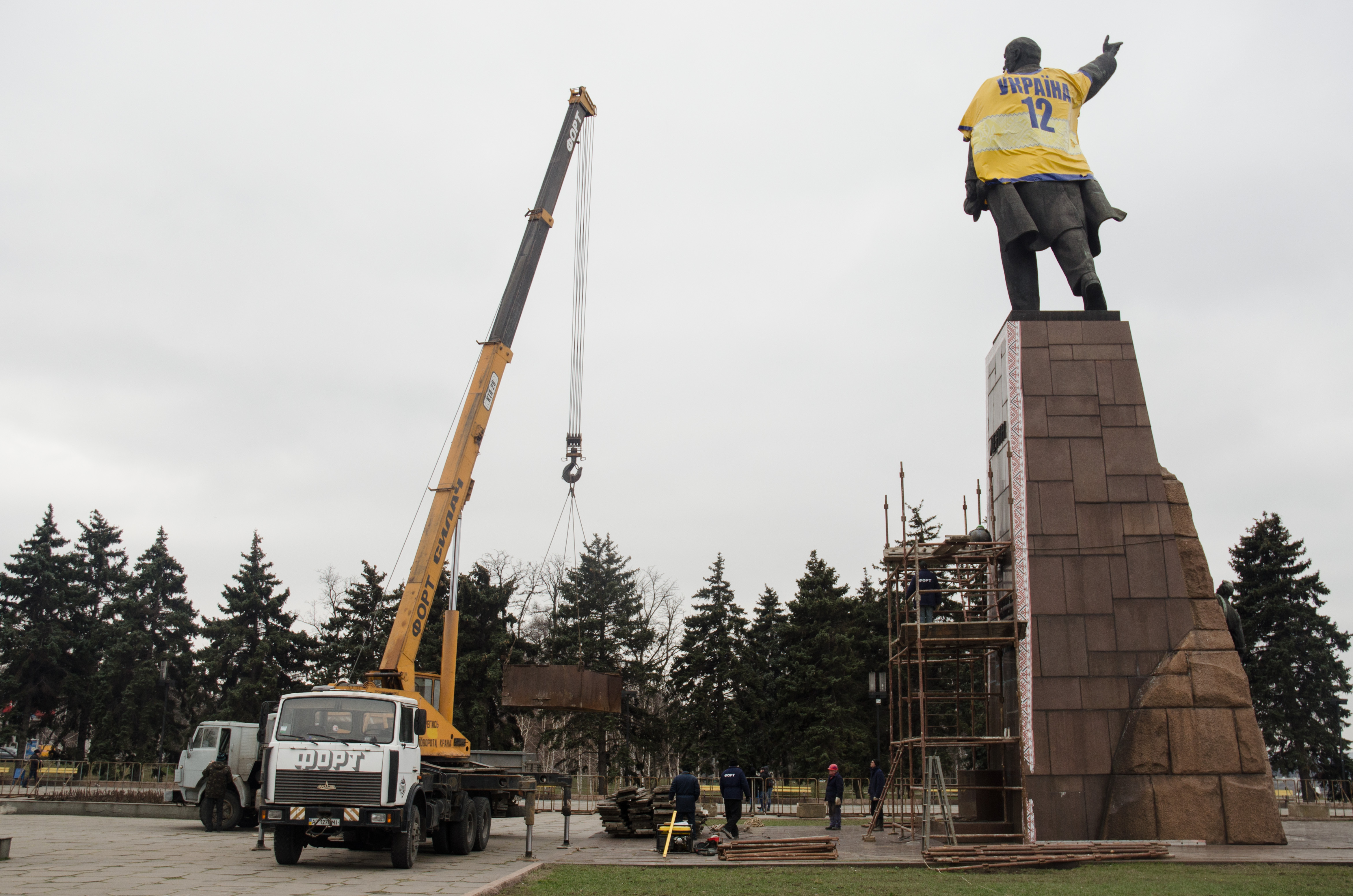 У Запоріжжі готуються до демонтажу найбільшого в Україні пам’ятника Леніну
