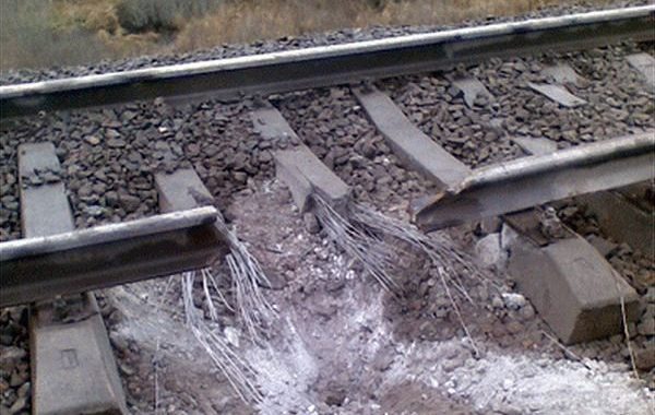 В Луганську заявили про чотири вибухи за чотири дні на непідконтрольній Києву території В Луганську заявили про чотири вибухи за чотири дні на непідконтрольній Києву території