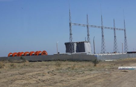 Электроснабжение в Крыму частично восстановлено, - журналист