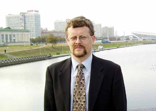 Білоруський письменник вважає, що «Нобеля» Алексієвич дали західні опоненти Лукашенка