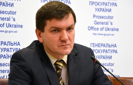 Горбатюк чекає, що Луценко припинить тиск на слідчих