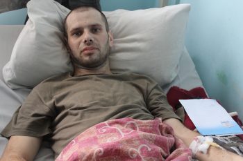 В Ужгороді збирають кошти на порятунок бійця АТО В Ужгороді збирають кошти на порятунок бійця АТО