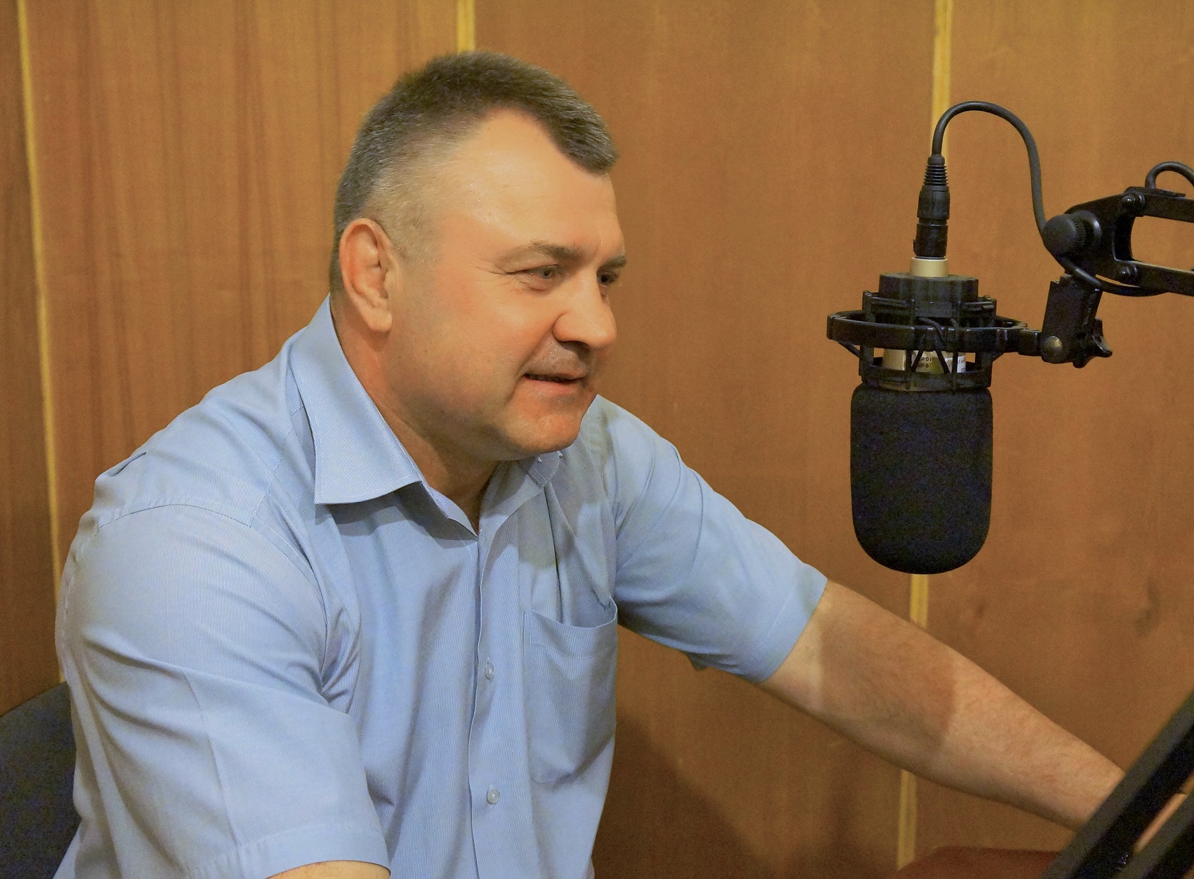 «Если бы меня не ранили, я бы сейчас служил в вооружённых силах», — луганский адвокат