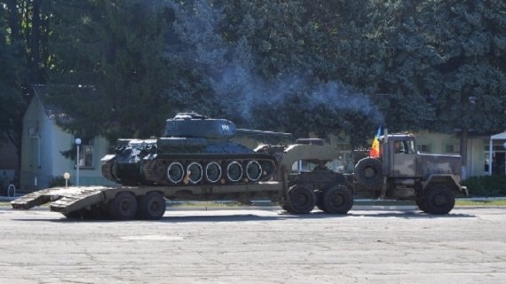 В Молдові демонтують пам'ятники з танками, назвавши їх згадкою про «радянську окупацію»
