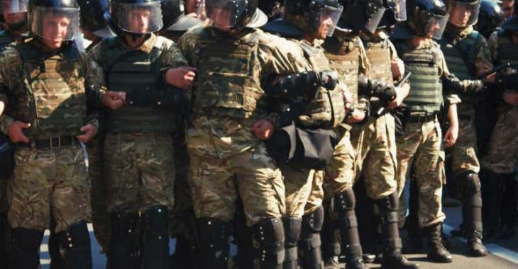 Чоловік, що кинув гранату під ВР, збирався звільнятися зі служби Чоловік, що кинув гранату під ВР, збирався звільнятися зі служби